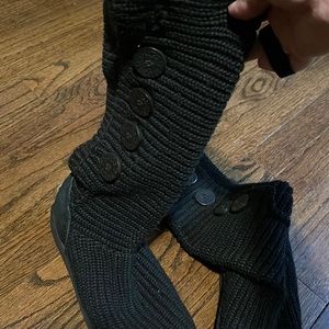 Ugg sweater boot size 7